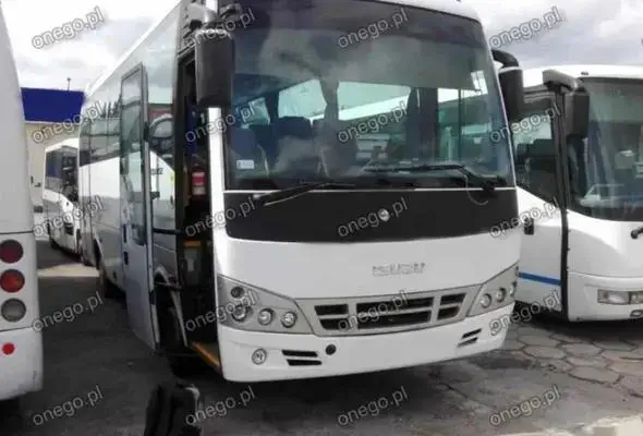 Autokar ISUZU Turquoise