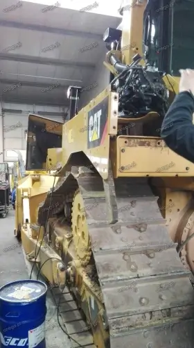 CAT D6T XL - DPF & DEF emulator installation