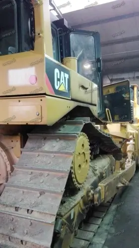 CAT D6T XL - DPF and SCR emulator installation