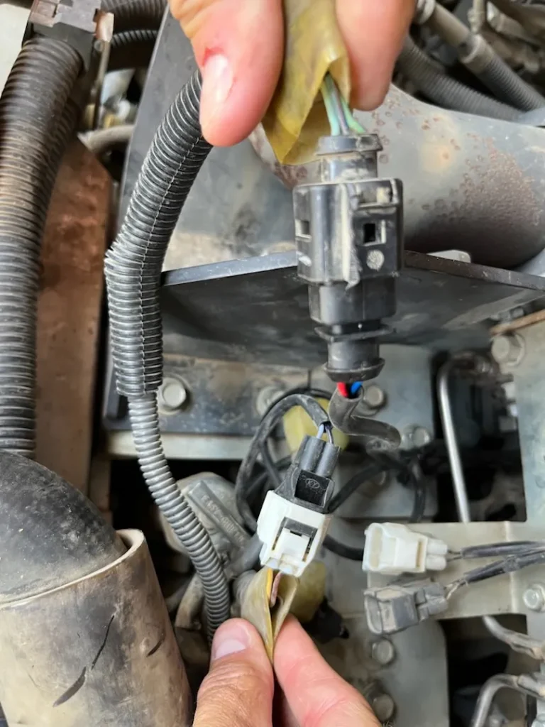 Kubota emulator differential pressure sensor plug connection
